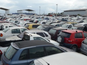 24 carros são roubados por hora nas capitais 24 carros são roubados por hora nas capitais